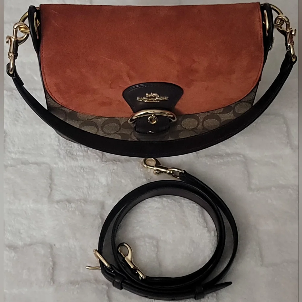 Coach Kleo Shoulder Bag 23 In Signature Canvas *L2198-C5692* BNWOT - Picture 11 of 12